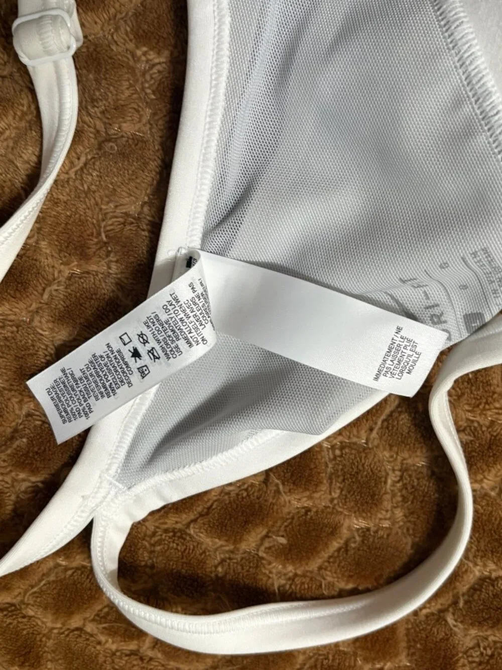 NWOT Nike Indy Women's Light-Support Padded V-Neck Sports Bra White L Large